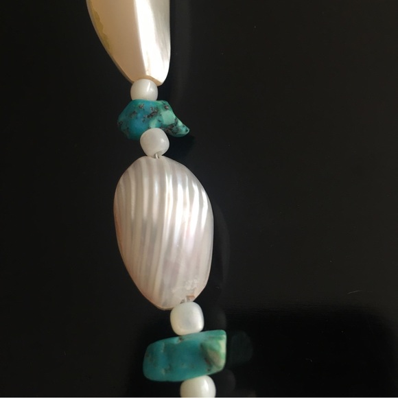 Shell & Turquoise Necklace - Picture 14 of 16